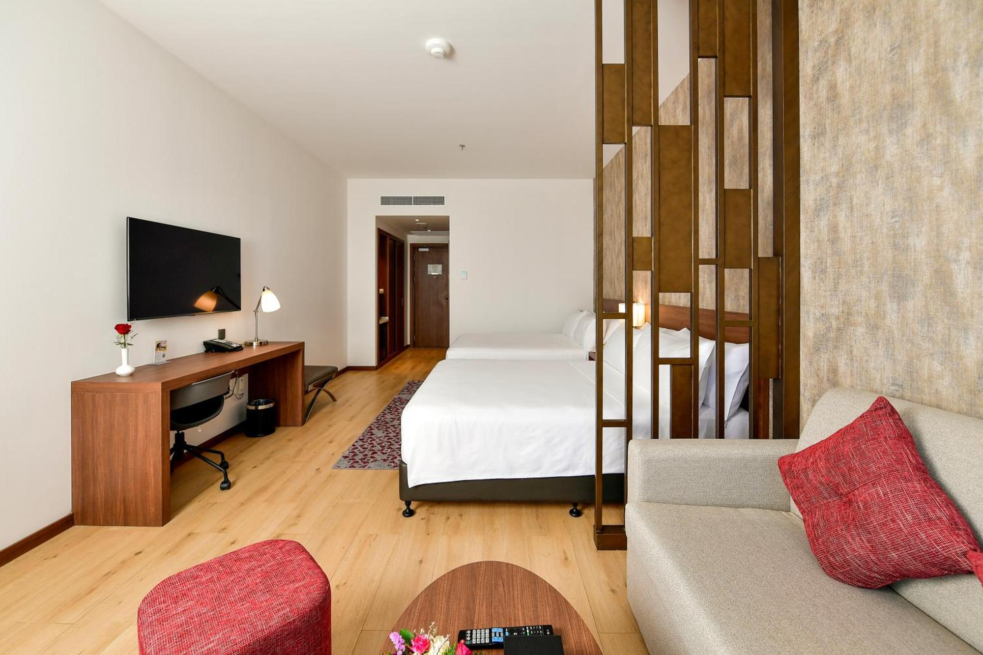 Comfort Hotel Riyadh Olaya Ngoại thất bức ảnh