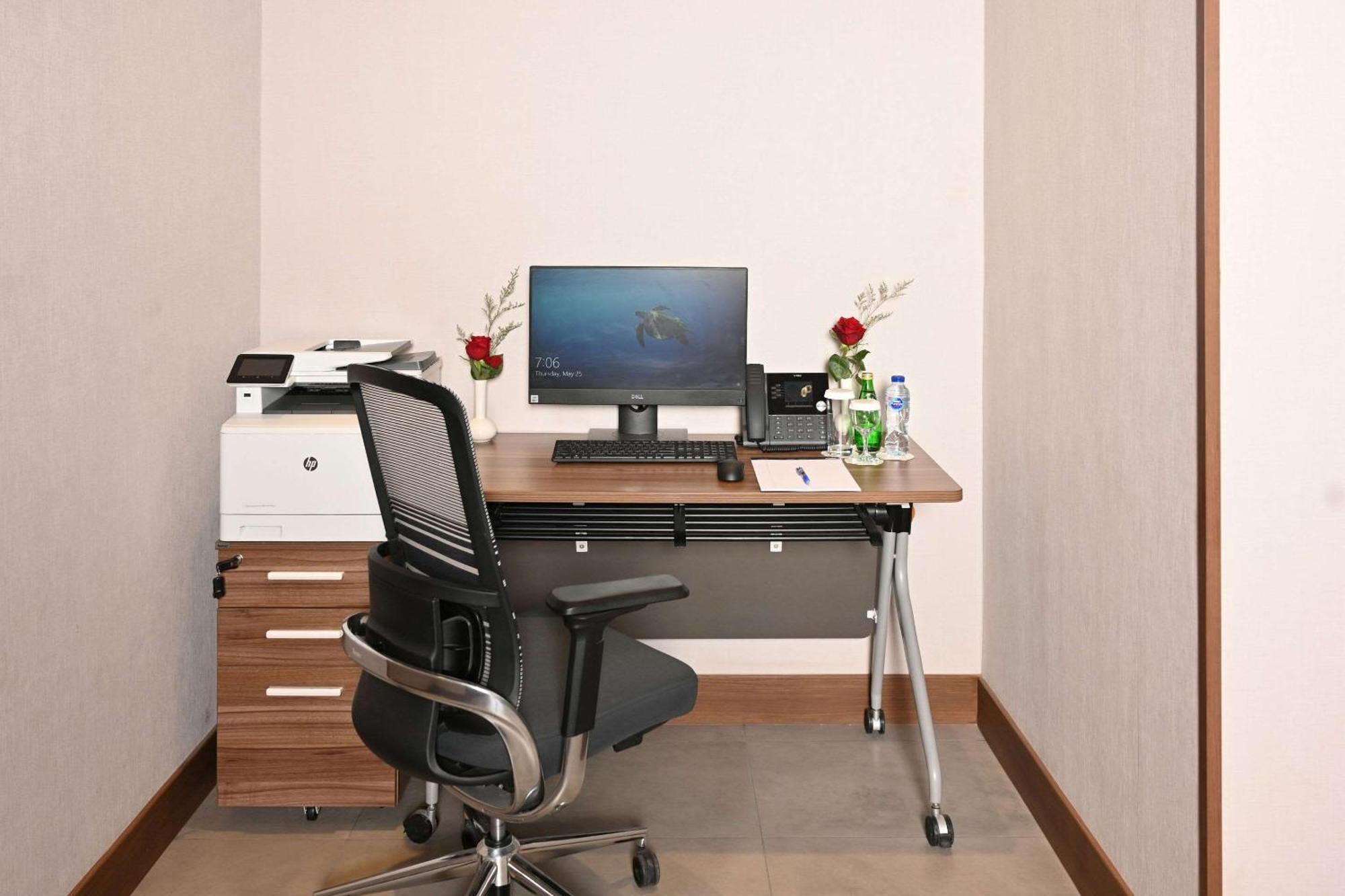 Comfort Hotel Riyadh Olaya Ngoại thất bức ảnh