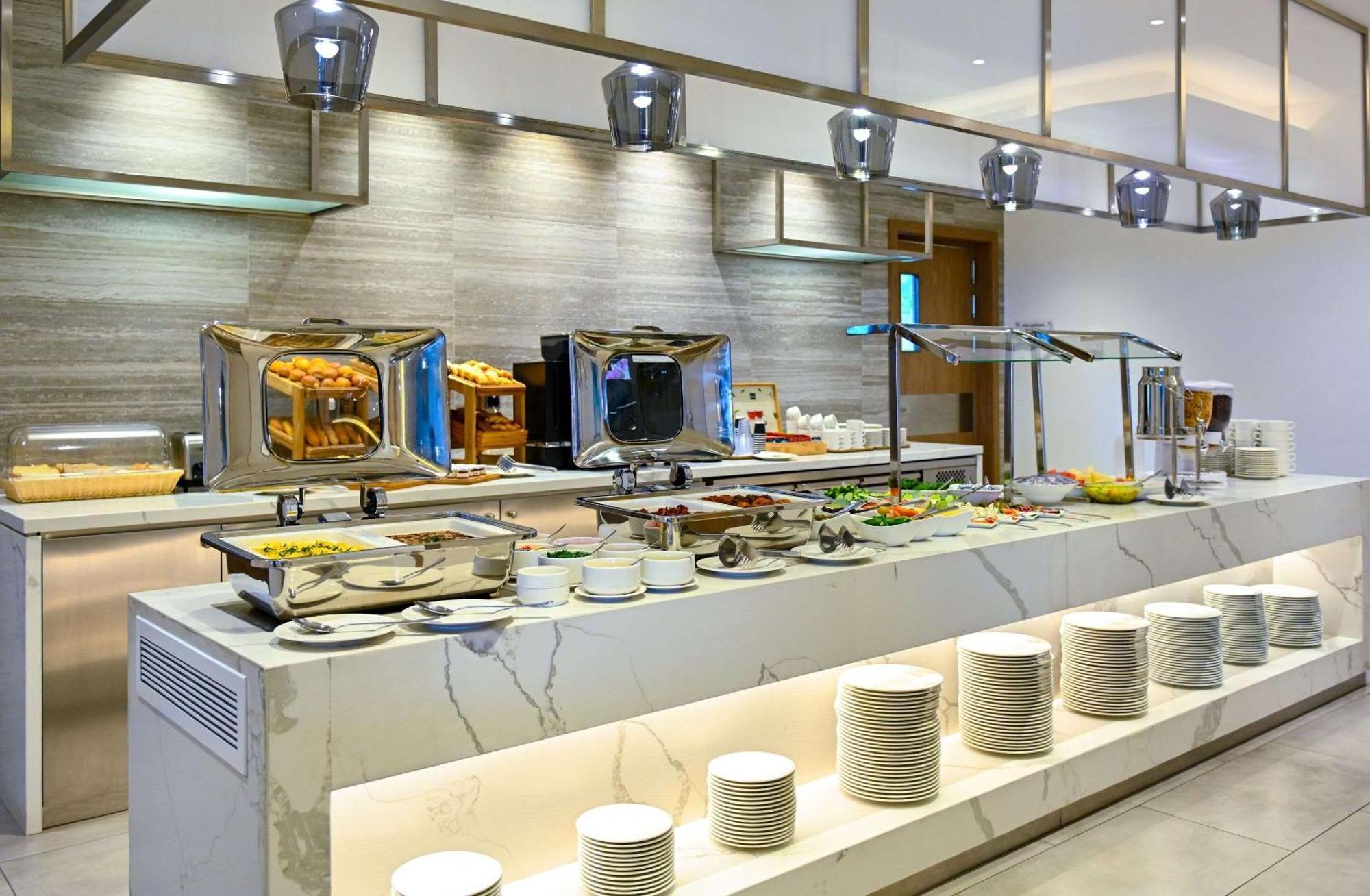 Comfort Hotel Riyadh Olaya Ngoại thất bức ảnh
