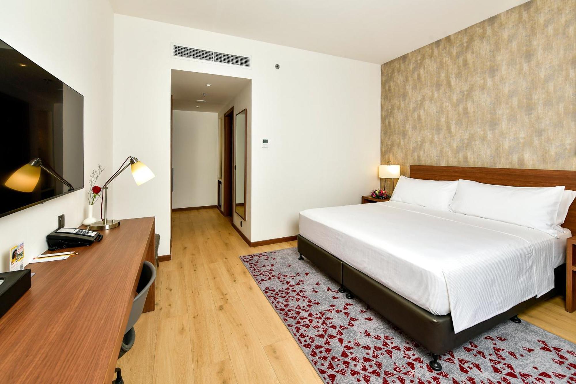 Comfort Hotel Riyadh Olaya Ngoại thất bức ảnh